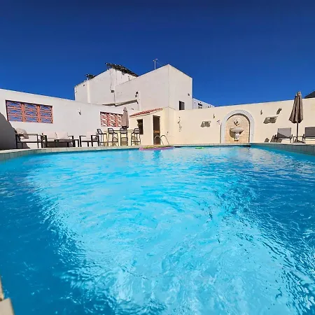 펜션 Peaceful Escape With Private Pool