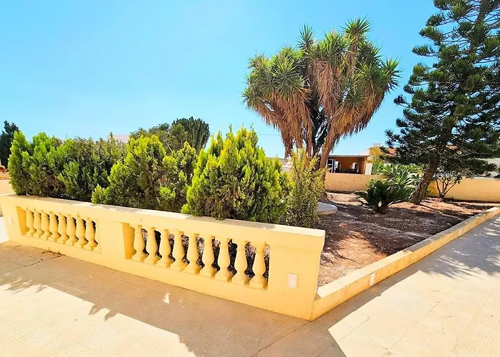 펜션 Peaceful Escape With Private Pool