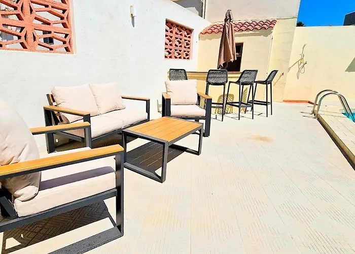 Peaceful Escape With Private Pool *